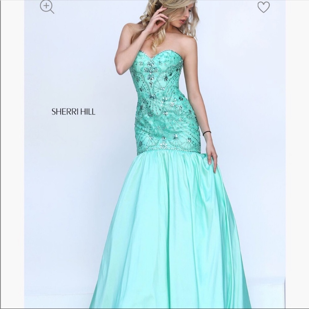 NWT Sherri Hill